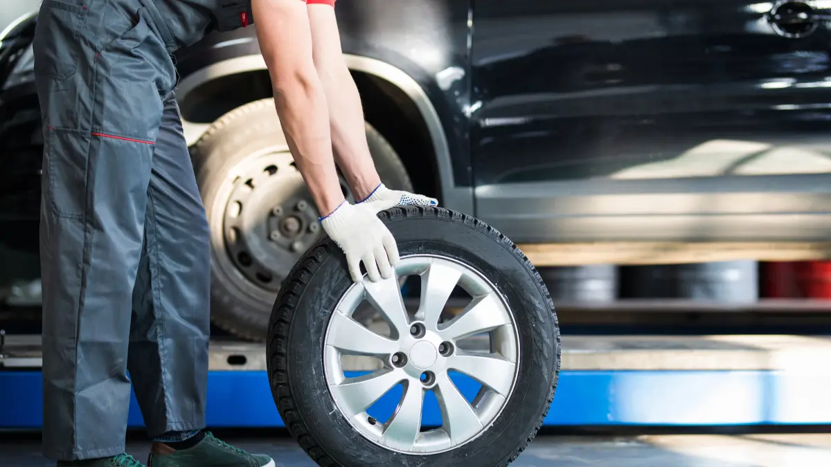 5 pneus baratos para comprar para seu carro em 2024