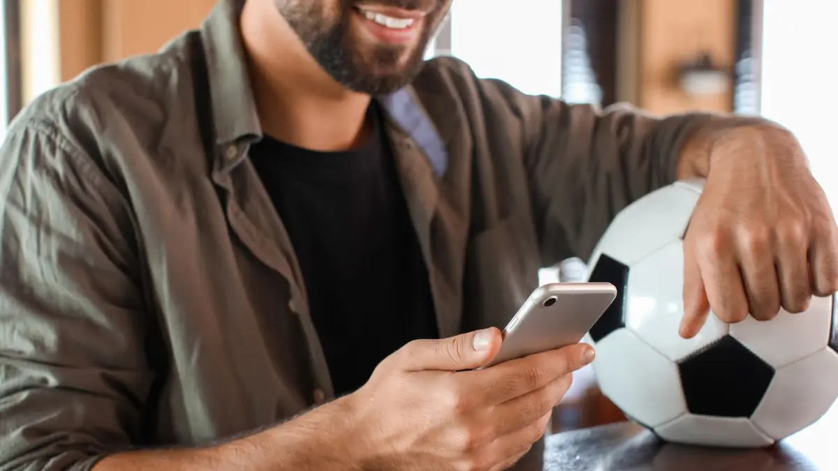 Brasileiros apostam cada vez mais pelo celular