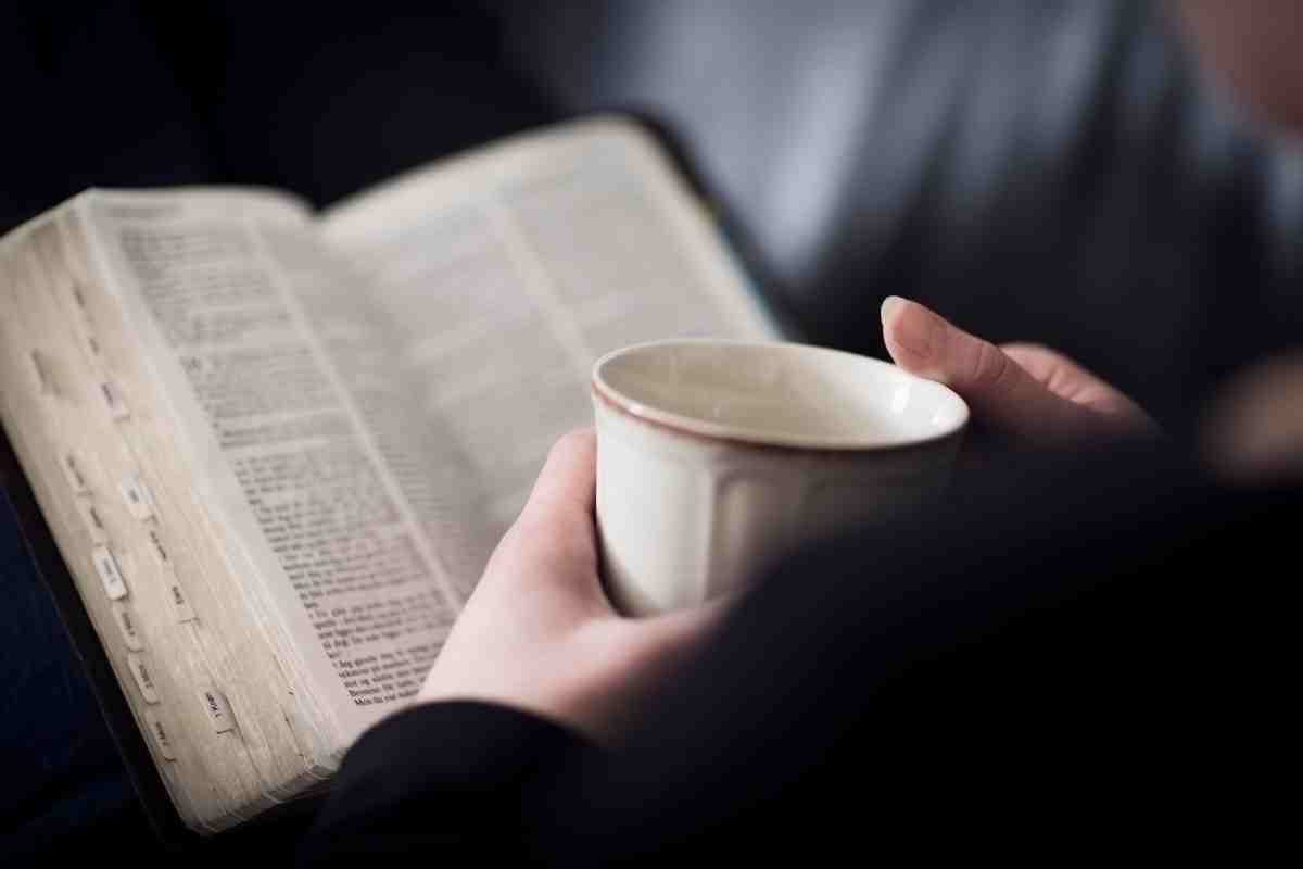 estudar-biblia